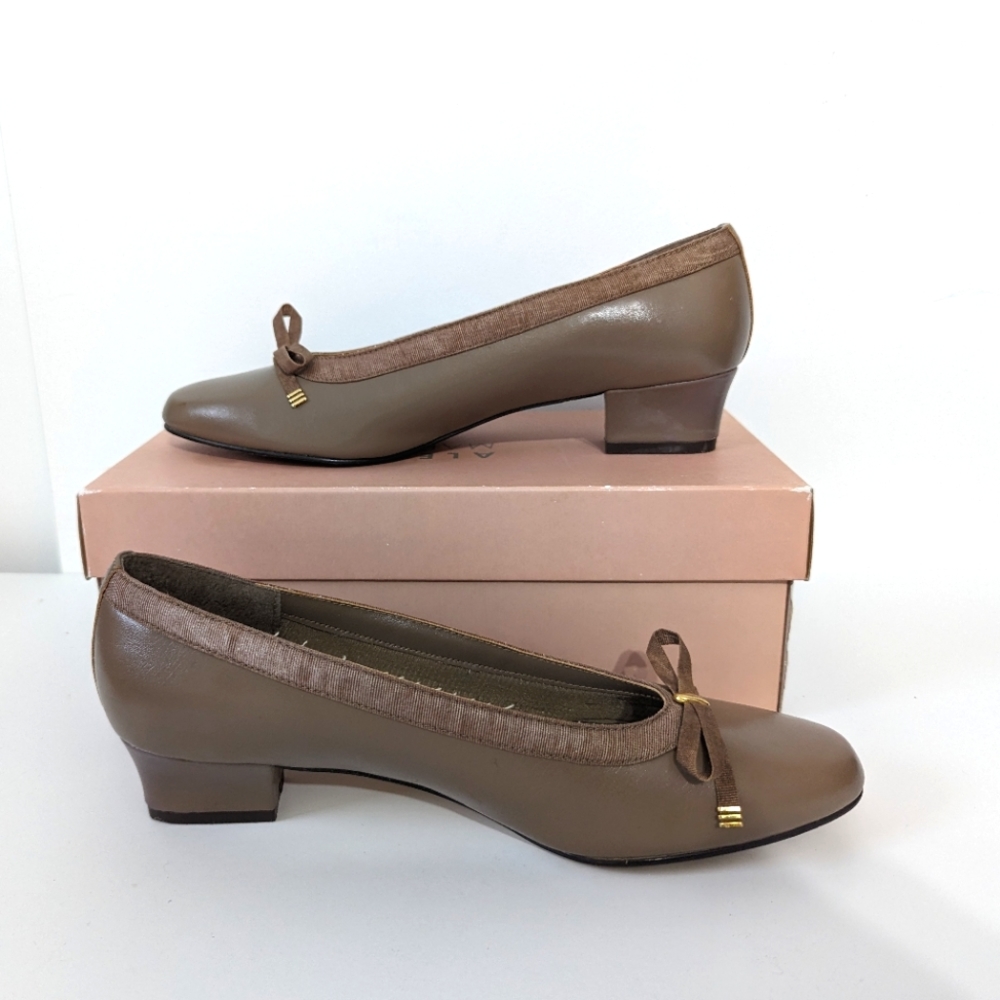Wimzees Vintage Shoes Grayish Brown Size 10M